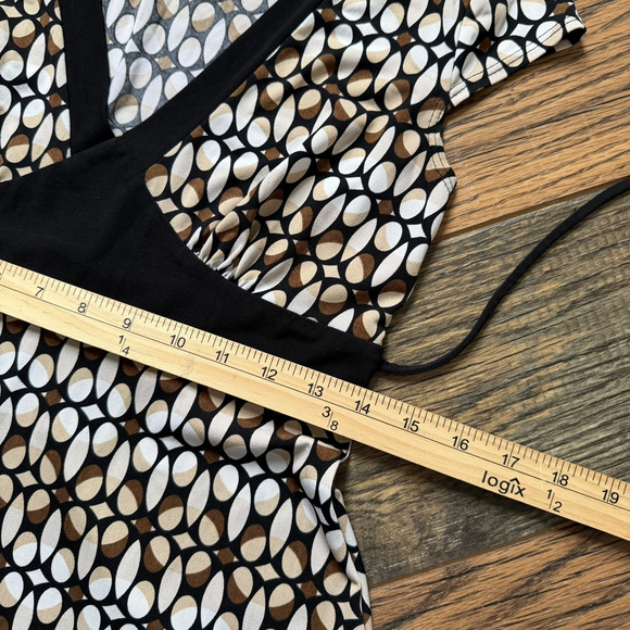A. Byer Geometric Print Wrap Top Women’s Size M Brown Black White Retro Y2K - Picture 7 of 8